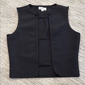 Black Sleeveless Vest